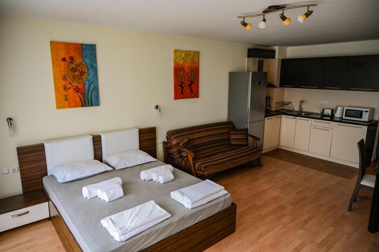 Panorama Fort Beach, Фамилно Студио Deluxe Sveti Vlas Bagian luar foto