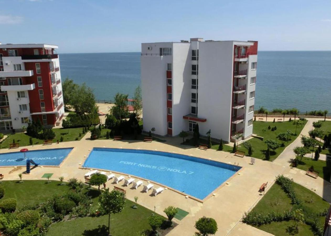 Panorama Fort Beach, Фамилно Студио Deluxe Sveti Vlas Bagian luar foto