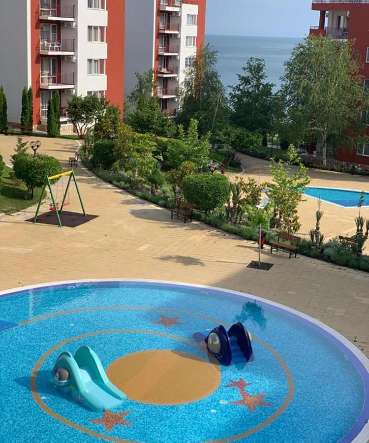 Panorama Fort Beach, Фамилно Студио Deluxe Sveti Vlas Bagian luar foto