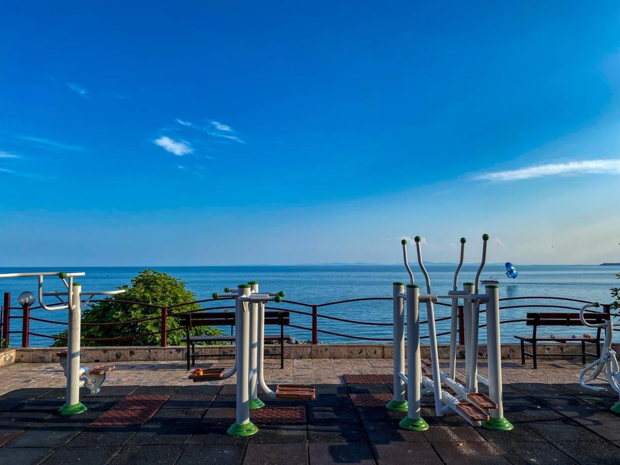 Panorama Fort Beach, Фамилно Студио Deluxe Sveti Vlas Bagian luar foto